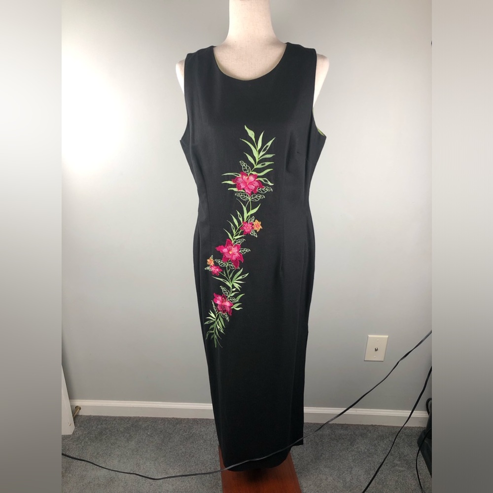 Studio C Black Linen Blend Sleeveless Embroidered Flowers Dress 14 Lined